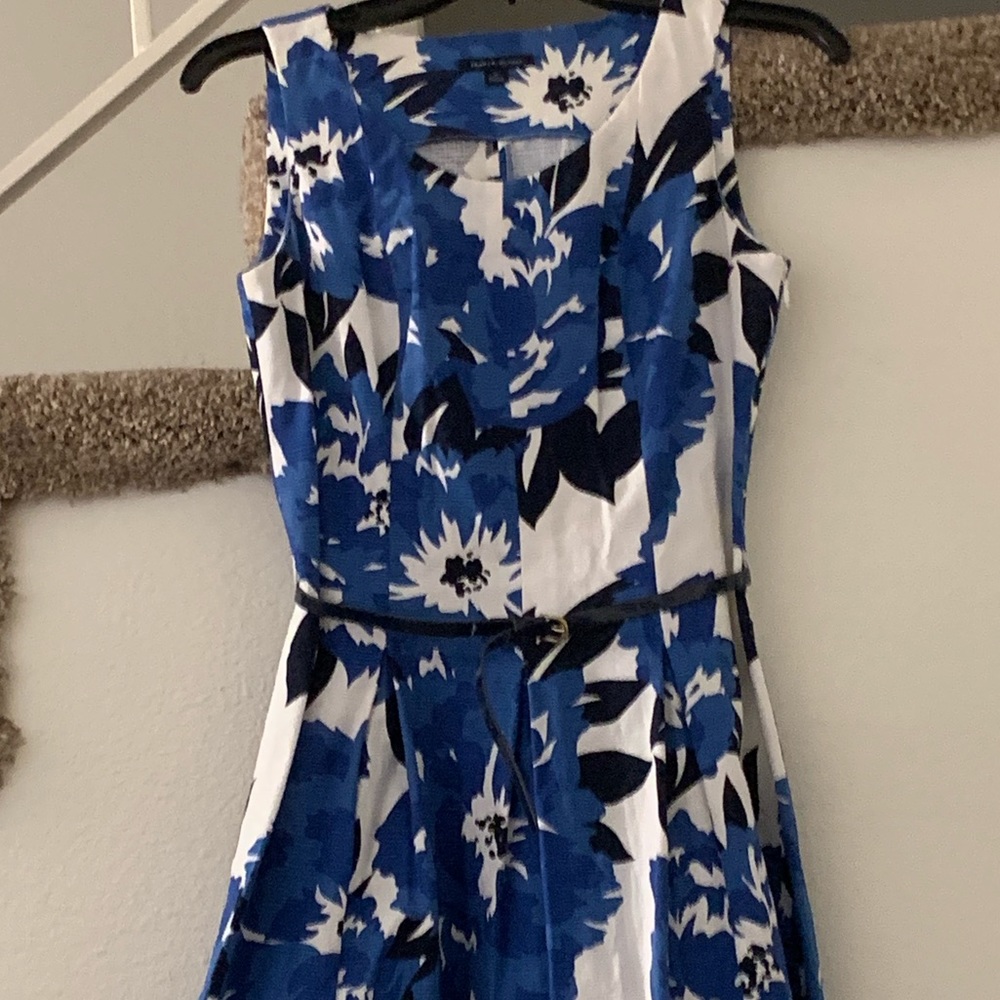 A tommy hilfeger dress